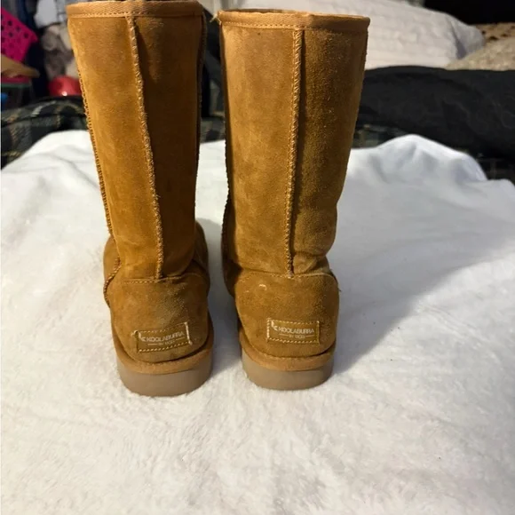 Women’s Koolaburra by Ugg Tan Suede Boots - Picture 5 of 6
